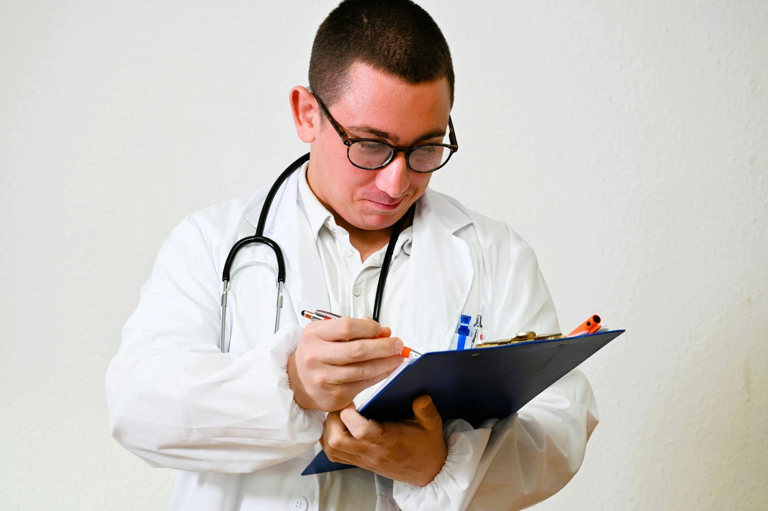 Когда срочно к врачу по результату анализа: красные флаги