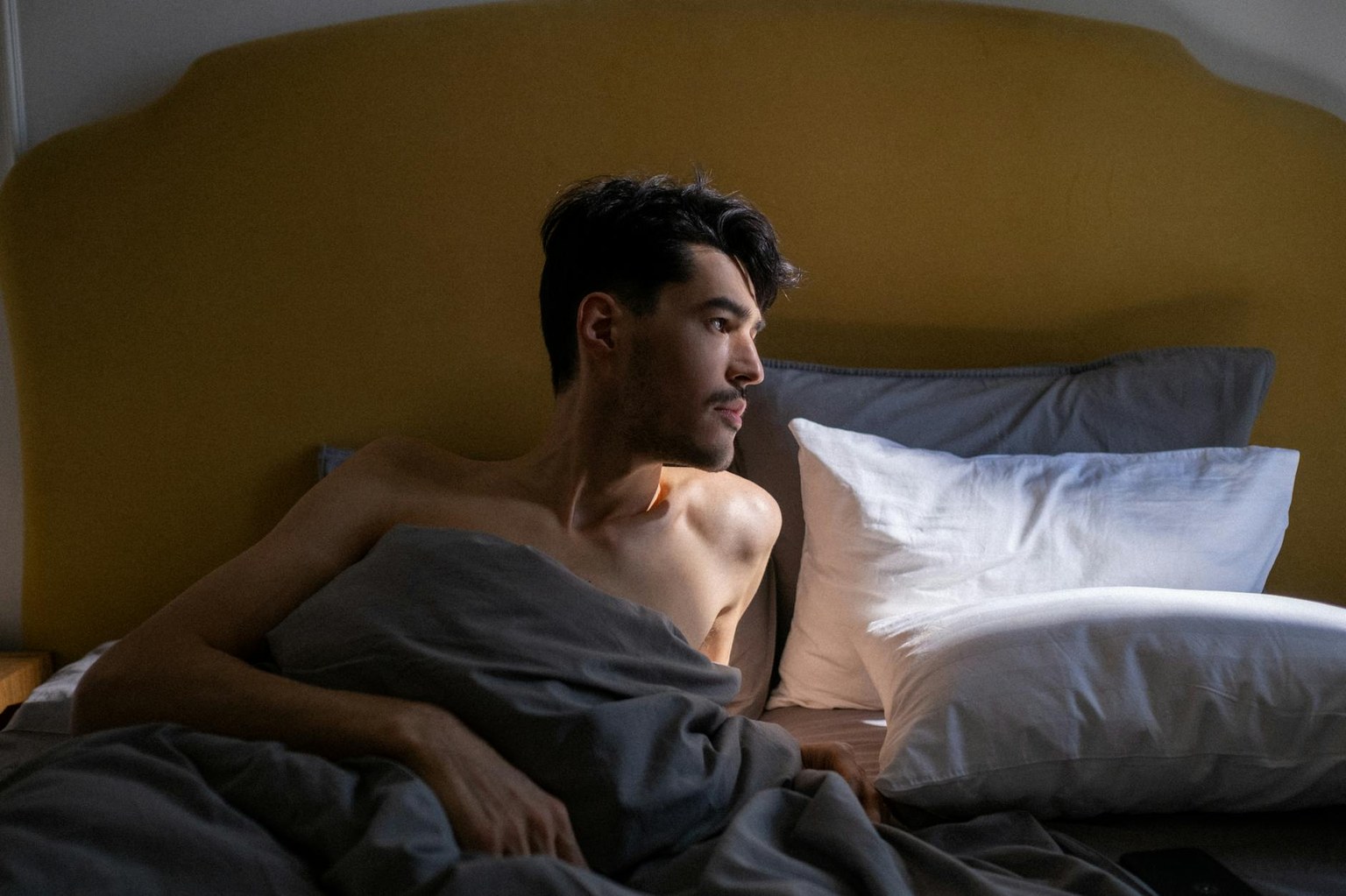 Тестостерон у мужчин: норма по возрасту и дефицит